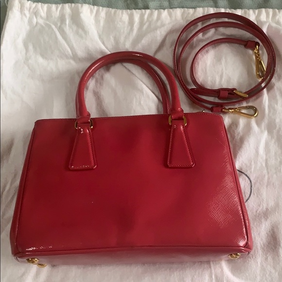 ✨Prada mini galleria bag✨ - Picture 2 of 8